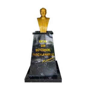 Atatürk Büstü (70cm Alüminyum)+ Kaide (120cm)+ Alt Tabla Granit Desenli