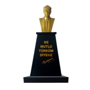 Atatürk Büstü (60cm Fiber)+ Kaide (100cm)+ Alt Tabla İlkokul Modeli